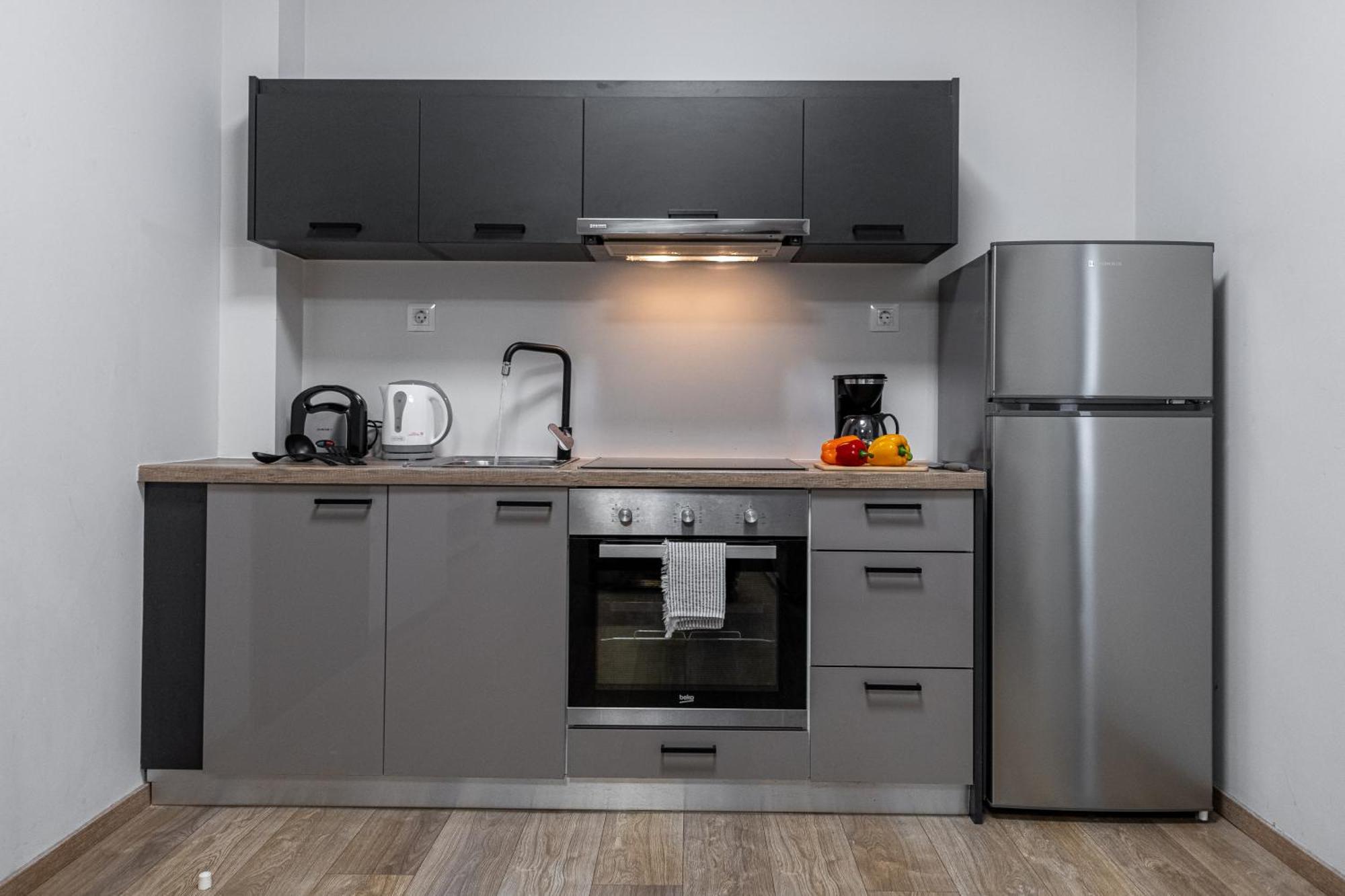 Athenian Infinity Apartments Екстериор снимка
